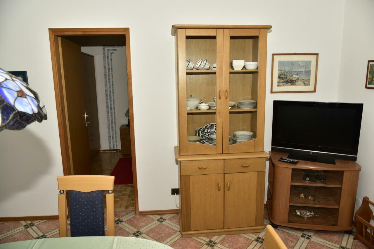 Apartment Blumen Oase Malinska Exteriér fotografie