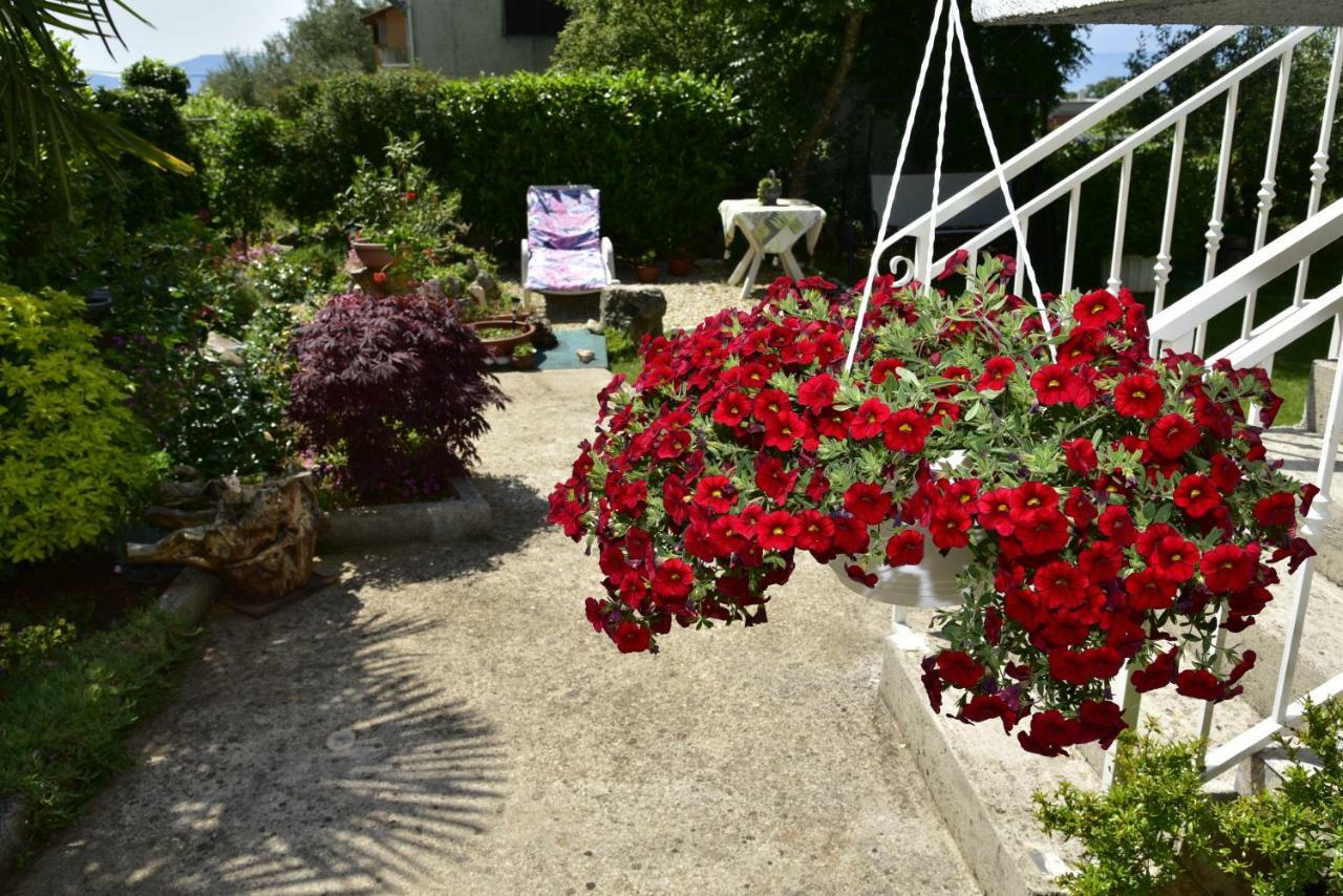 Apartment Blumen Oase Malinska Exteriér fotografie